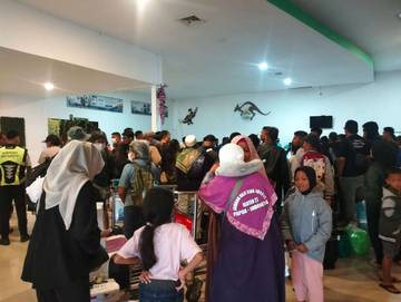 Jemaah Haji Biak,Tiba di Bandara Frans Kaisiepo