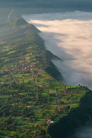 Desa Di Atas Awan