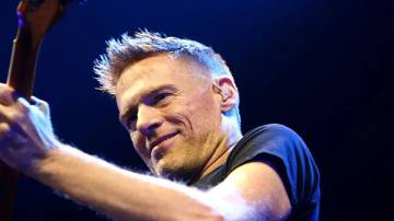 Legenda rock dunia, Bryan Adams Tampil Di indonesia