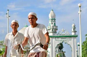Pulau Penyengat Pusat Wisata Halal Terbesar ASEAN
