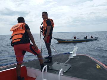 SAR Biak Selamatkan Enam Penumpang PMT di Sapomi