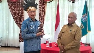 Kisah dibalik Kunjungan Dirut BPJS Ketenagakerjaan di Biak