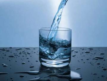Apakah Air Mineral Untuk Konsumsi Memiliki Perbedaan?