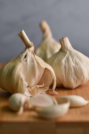 Empat Manfaat Mengkonsumsi Bawang Putih 
