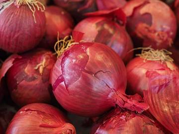Berikut Lima Manfaat Mengkonsumsi Bawang Merah 