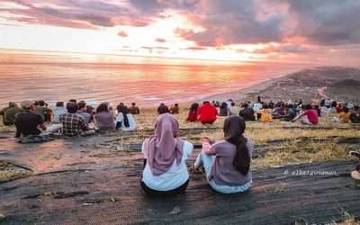 Keindahan Wisdata Bukit Paralayang Watupugit.