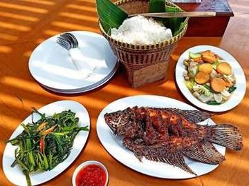 Gubug Makan Mang Engking Ungaran