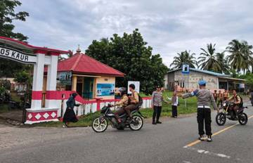 Polres Kaur Kerahkan Personel Amankan Titik Rawan Macet