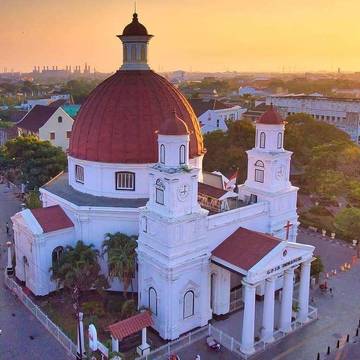 Destinasi Wisata Gereja Bersejarah di Indonesia