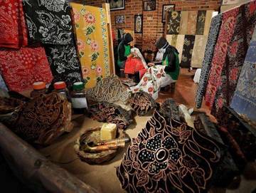 Berwisata ke Kampung Batik di Nusantara