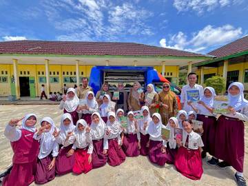 Pusda Kaur Gelar Perpustakaan Keliling ke Sekolah