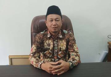 Dinas Perkim Kaur Pasang 150 Lampu Jalan Baru