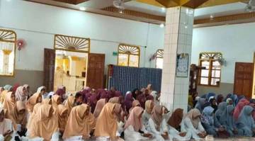 KUA Kecamatan Muara Sahung Melaksanakan Pengajian Akbar 