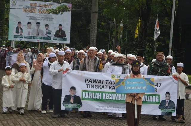 Jaro Ade Lepas Pawai Taaruf MTQ Kabupaten Bogor 