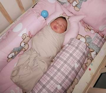Teknik dan Manfaat Bedong Bayi