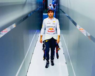 Sergio Perez Buka Peluang Kembali ke Lintasan F1