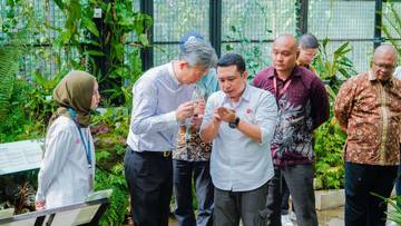 Duta Besar Republik Rakyat Tiongkok Kunjungi Kebun Raya Bogor