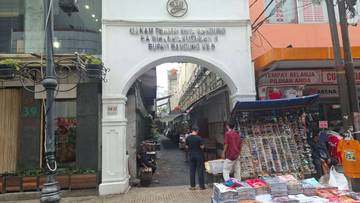 Wisata Religi Makam R.A Wiranatakusumah II