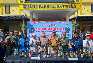 Oknum Ojol Kota Bogor Terindikasi Edarkan Miras 