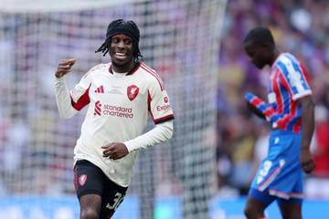 Debut Frimpong Terganggu Cedera, Slot Ambil Langkah Pencegahan