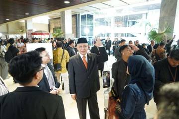 Hari Konstitusi Momentum Negara Hadir Ciptakan Kesejahteraan Keadilan 