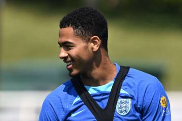 Colwill Cedera ACL, Chelsea Tanpa Rekrutan Bek Baru