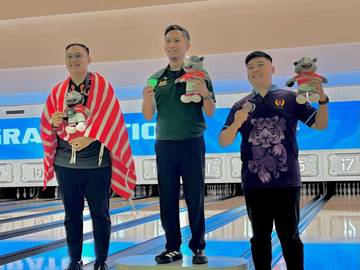 Atlet Kabupaten Bogor Raih Perunggu Kejurnas Bowling