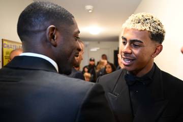 Lamine Yamal Tunjukkan Sportivitas di Panggung Ballon d’Or