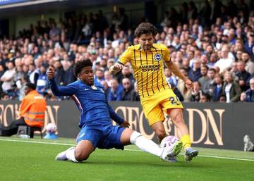 Andrey Santos Cedera, Chelsea Makin Krisis Pemain