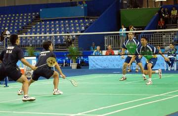 Menjaga Kesehatan dan Semangat Lewat Olahraga Badminton