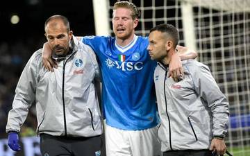 Cedera Hamstring, De Bruyne Absen Hingga Awal 2026