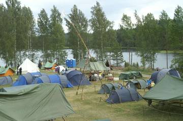 Camping: Menyatu dengan Alam, Melepas Penat Kehidupan