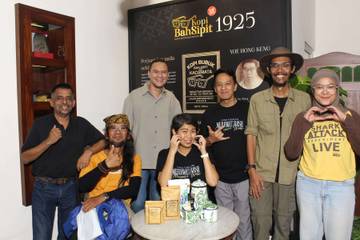 Antusiasme Masyarakat Nobar Film 100 Tahun Kopi BahSipit 