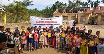ARM HA IPB Berikan Perlengkapan Sekolah Siswa Aceh