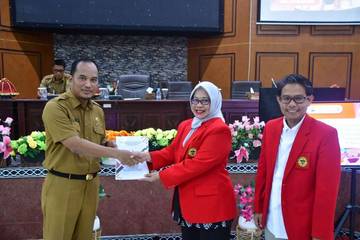 Pj Sekda Sinjai Lepas Ratusan Mahasiswa KKN Unhas