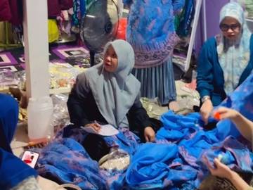 Baju Bodo Tokko Kembali Jadi Primadona saat Hari Jadi Bone