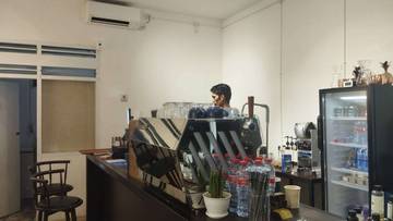 Kafe Bernuansa Tradisional-Modern Jadi Favorit Baru di Watampone