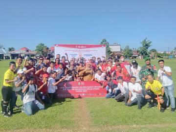 Pemuda Gelora Family Gelar Turnamen Sepakbola di Sinjai