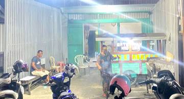 Strategi Live Media Sosial Dongkrak Usaha Sate Bajoe