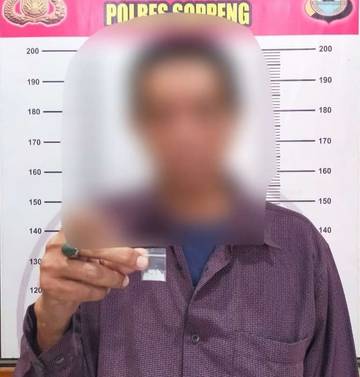 Satresnarkoba Polres Soppeng Ringkus Pengedar Sabu Depan Kantor Bupati