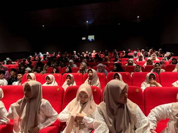Ratusan Santri Bone Masuk Bioskop, Kenali Bahaya Cyberbullying