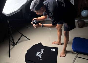Anak Muda Bone Kembangkan Distro Modern Berbasis Digital