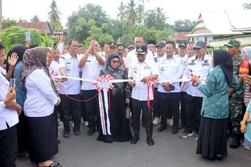 Andi Asman Sulaiman Resmikan Jalan Penghubung Tiga Kecamatan