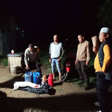 Polsek SinjaiTimur Grebek Pesta Miras