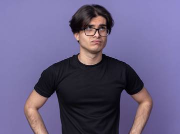 Baju Hitam Bikin Kurus?