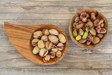 Kacang Pistachio Cemilan Sehat Yang Banyak Manfaatnya