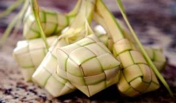 Mengapa Ketupat Selalu Ada di Hari Lebaran 