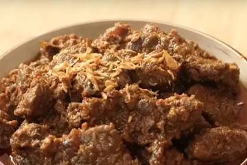 Sajian Rendang Jawa Menggugah Selerah