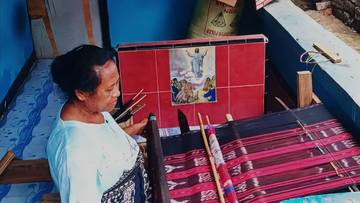 Kain Tenun Ikat: Warisan Budaya Indonesia yang Memikat