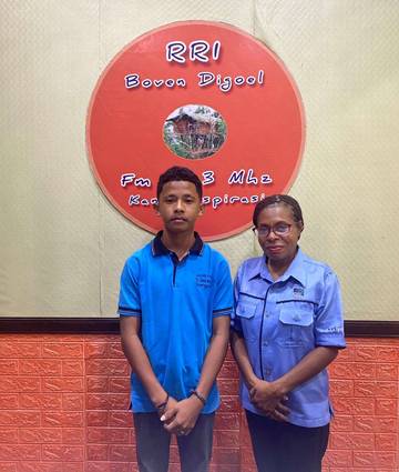 Suara Emas Anak Pendiam yang Bernyanyi untuk Ibunya